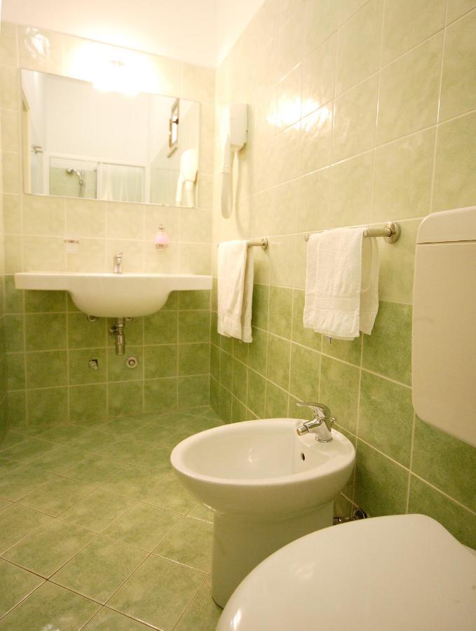 Hotel Lugano Ριτσόνε Εξωτερικό φωτογραφία